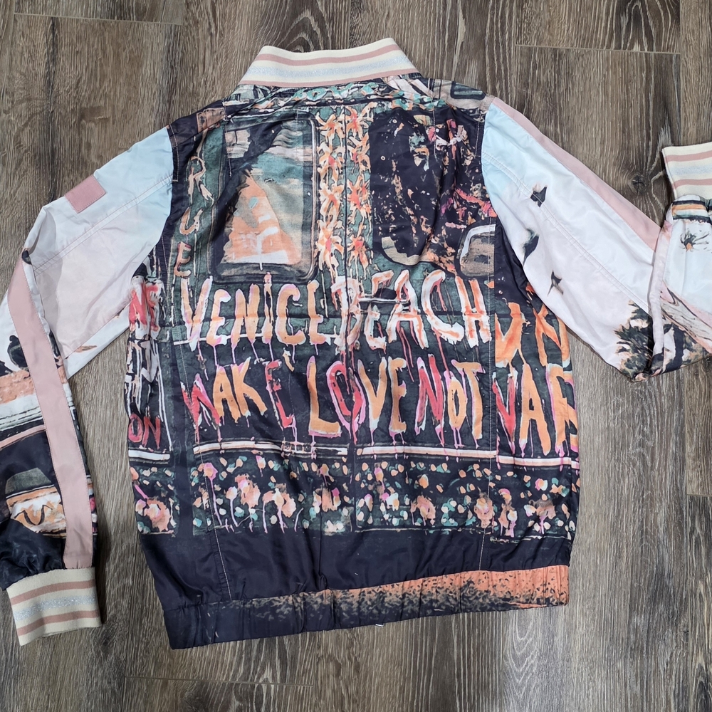 Colorful Graphic Zip-Up Jacket - Picture 6 of 12